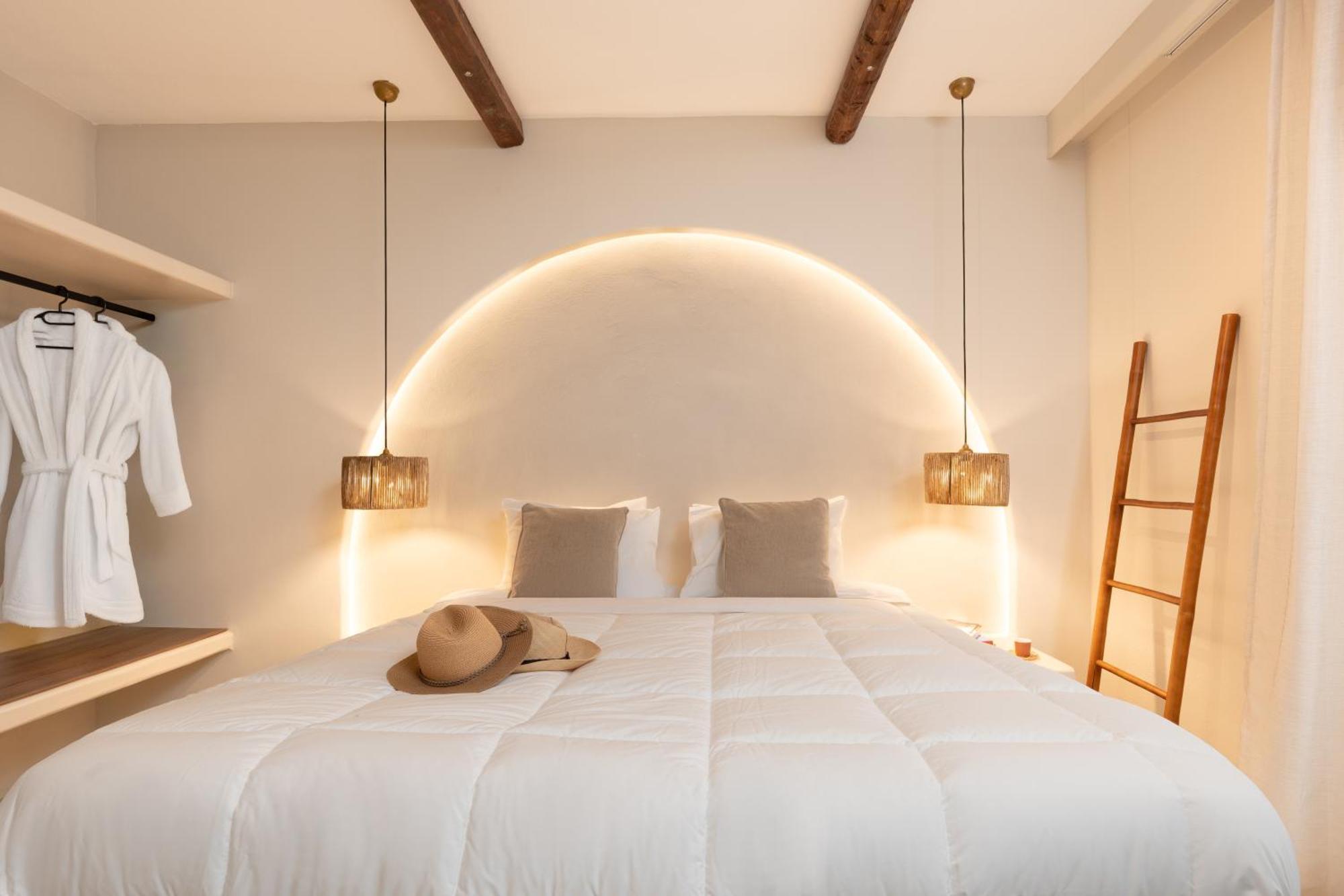Paridian Elegant Living Hotel Párosz Kültér fotó